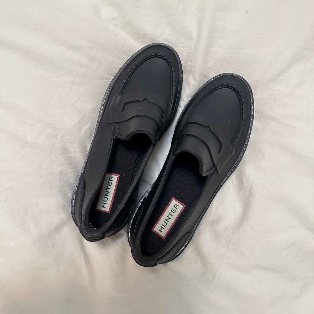 NWOT Hunter Black Slip-On Rain Loafers